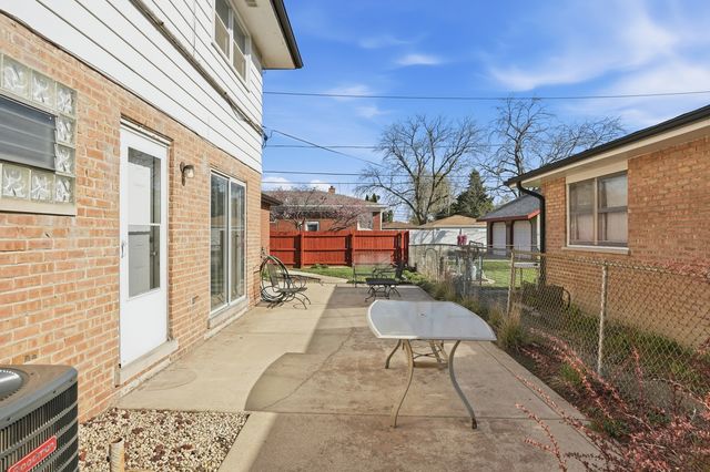 4318 W 118th Place, Alsip, IL 60803