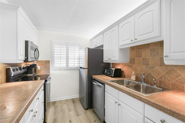 3240 GULF OF MEXICO DRIVE B504, Longboat Key, FL 34228