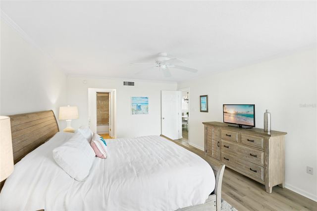 3240 GULF OF MEXICO DRIVE B504, Longboat Key, FL 34228