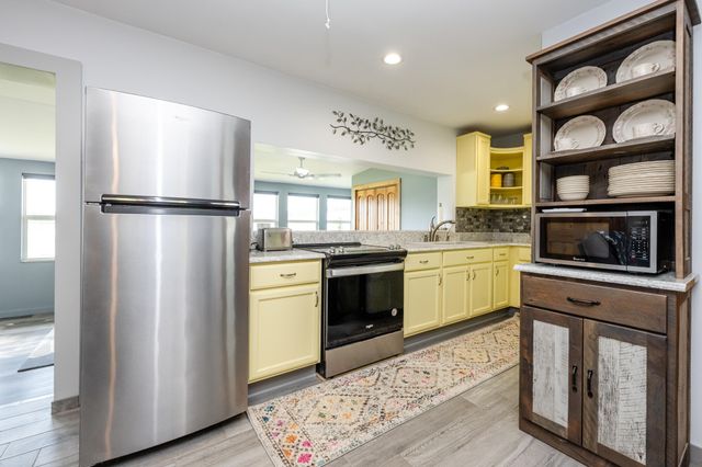 51140 Maple Road, Marcellus Twp, MI 49067