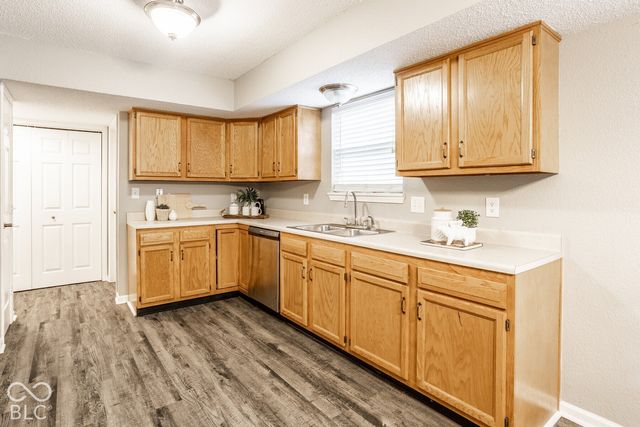 12351 Blue Sky Drive, Fishers, IN 46037
