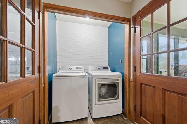 185 Redwood Circle, Fayetteville, GA 30214