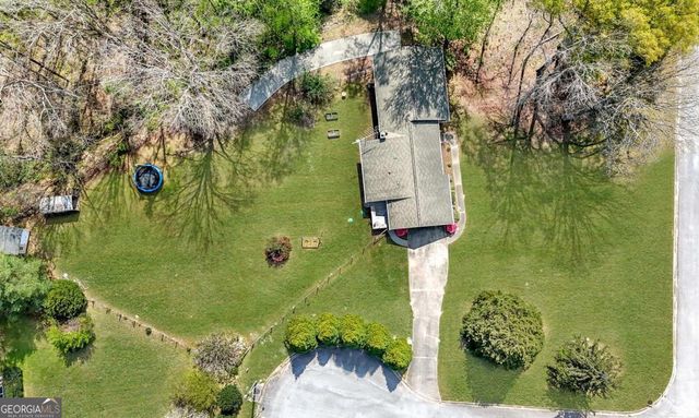 185 Redwood Circle, Fayetteville, GA 30214