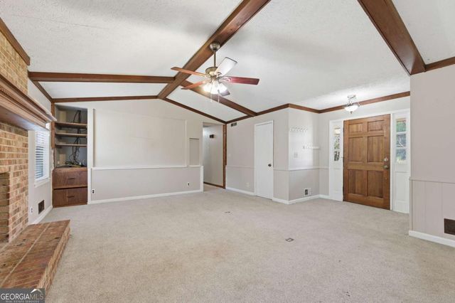 185 Redwood Circle, Fayetteville, GA 30214