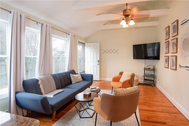 391 Aquidneck Avenue, Middletown, RI 02842