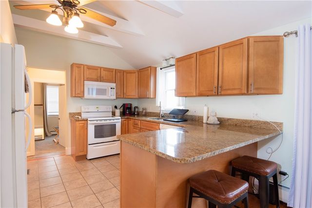 391 Aquidneck Avenue, Middletown, RI 02842