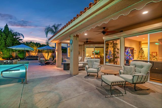 725 W Azalea Circle W, Palm Springs, CA 92264