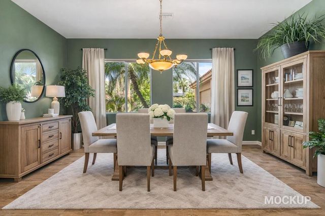 725 W Azalea Circle W, Palm Springs, CA 92264