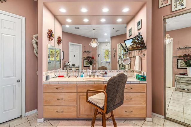 725 W Azalea Circle W, Palm Springs, CA 92264