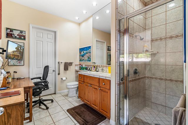 725 W Azalea Circle W, Palm Springs, CA 92264