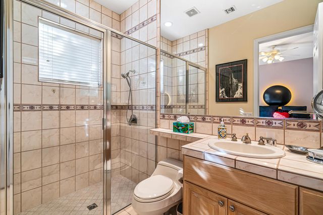 725 W Azalea Circle W, Palm Springs, CA 92264