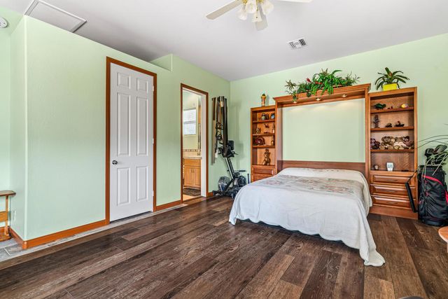 725 W Azalea Circle W, Palm Springs, CA 92264