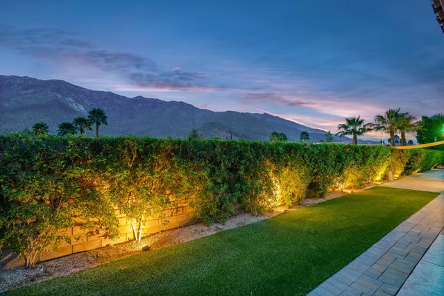 725 W Azalea Circle W, Palm Springs, CA 92264