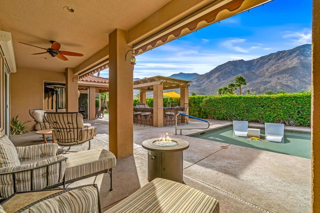 725 W Azalea Circle W, Palm Springs, CA 92264