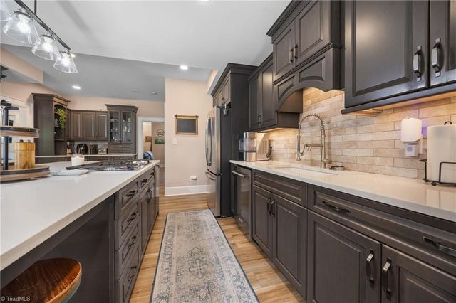638 Colonial Drive, High Point, NC 27262