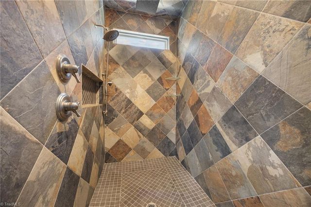 638 Colonial Drive, High Point, NC 27262