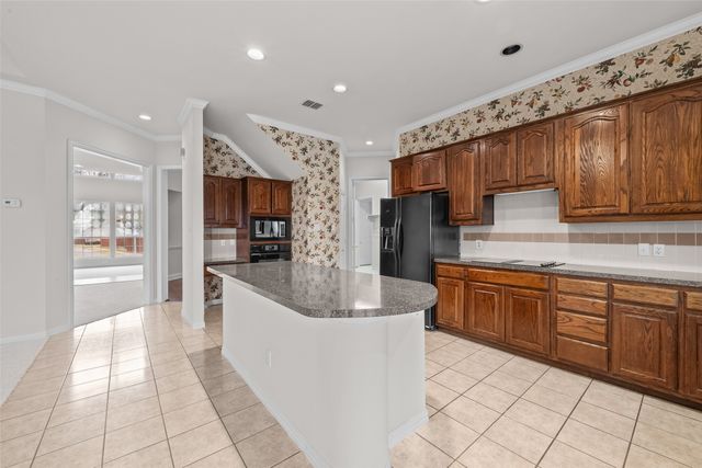 3000 Cedar Ridge Drive, Richardson, TX 75082