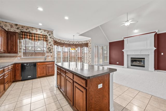 3000 Cedar Ridge Drive, Richardson, TX 75082