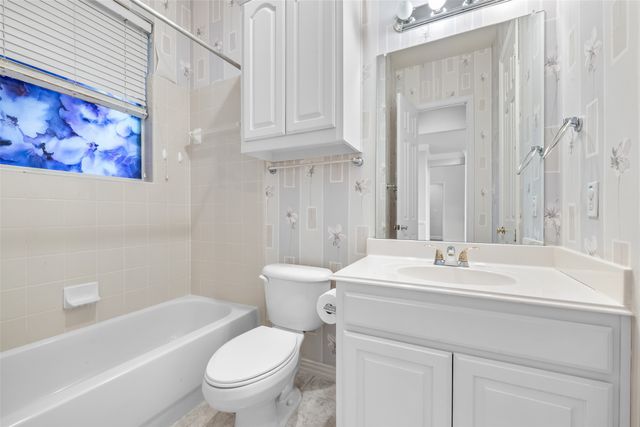 3000 Cedar Ridge Drive, Richardson, TX 75082