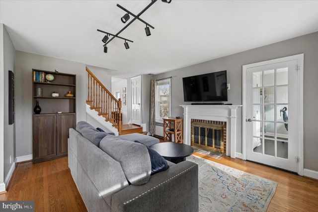 231 E WOODLAND AVE, Springfield, PA 19064