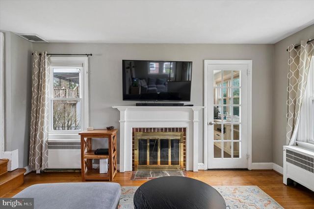 231 E WOODLAND AVE, Springfield, PA 19064