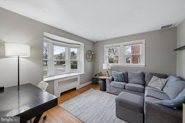 231 E WOODLAND AVE, Springfield, PA 19064