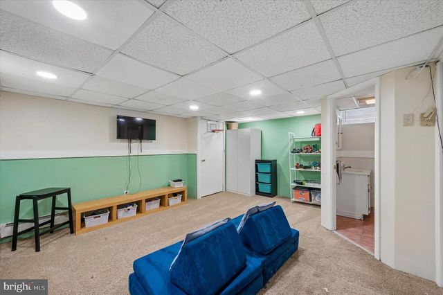 231 E WOODLAND AVE, Springfield, PA 19064