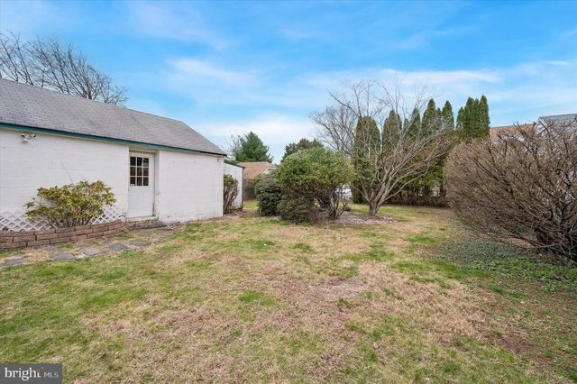 231 E WOODLAND AVE, Springfield, PA 19064