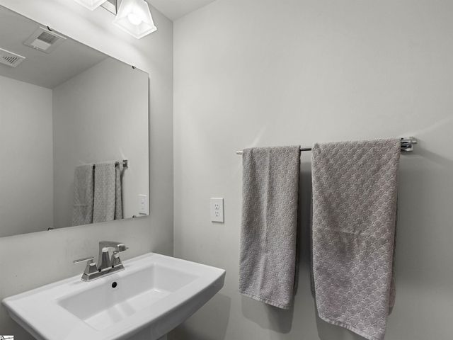 61 Connaught Court, Mauldin, SC 29662