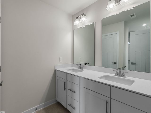 61 Connaught Court, Mauldin, SC 29662