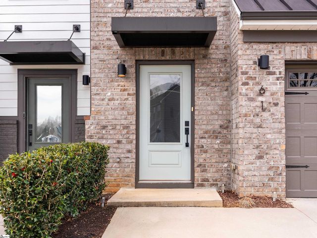 61 Connaught Court, Mauldin, SC 29662