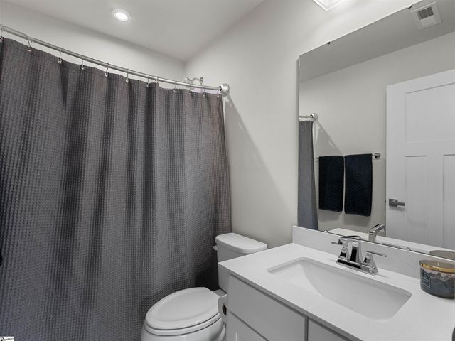 61 Connaught Court, Mauldin, SC 29662