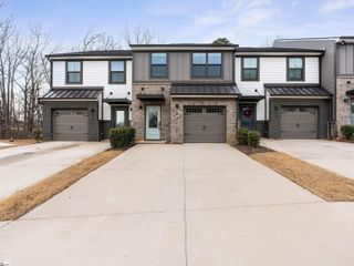 61 Connaught Court, Mauldin, SC 29662