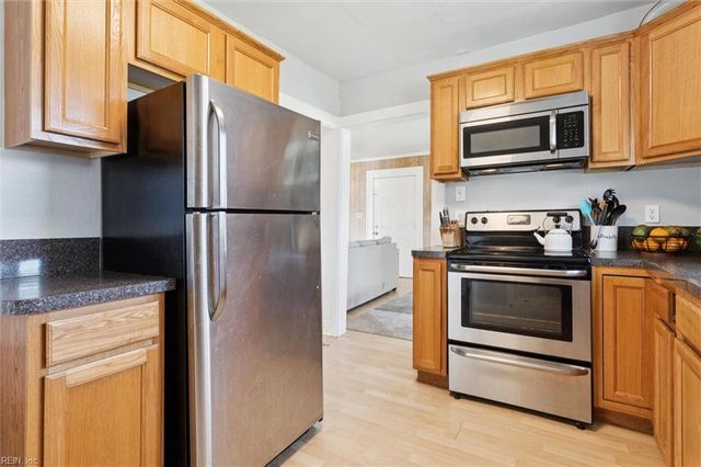 413 George Washington HWY N, Chesapeake, VA 23323