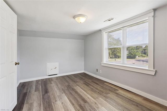 413 George Washington HWY N, Chesapeake, VA 23323