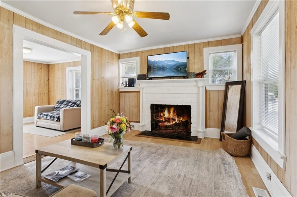 413 George Washington HWY N, Chesapeake, VA 23323