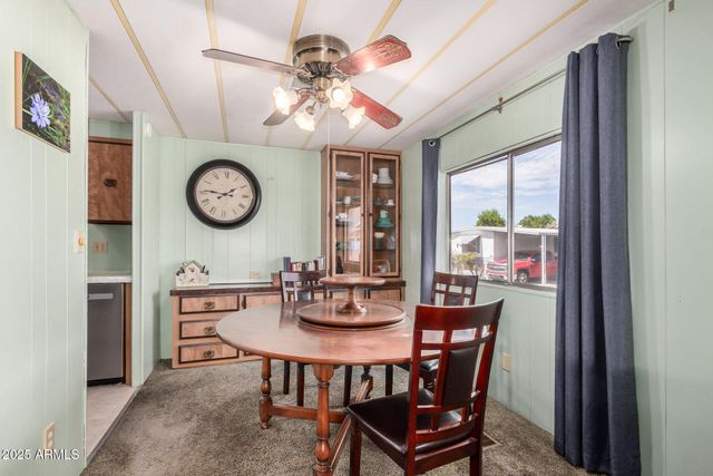 305 S VAL VISTA Drive 424, Mesa, AZ 85204