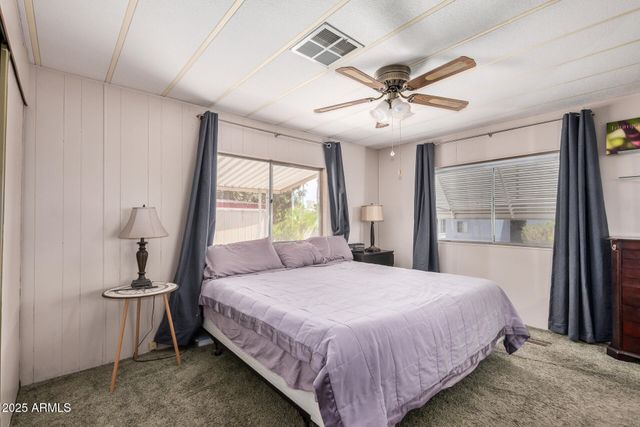 305 S VAL VISTA Drive 424, Mesa, AZ 85204