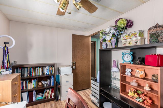 305 S VAL VISTA Drive 424, Mesa, AZ 85204