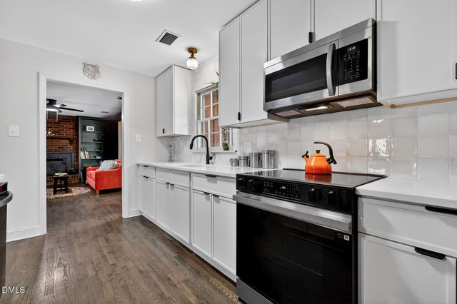 2509 Elderwood Lane, Burlington, NC 27215
