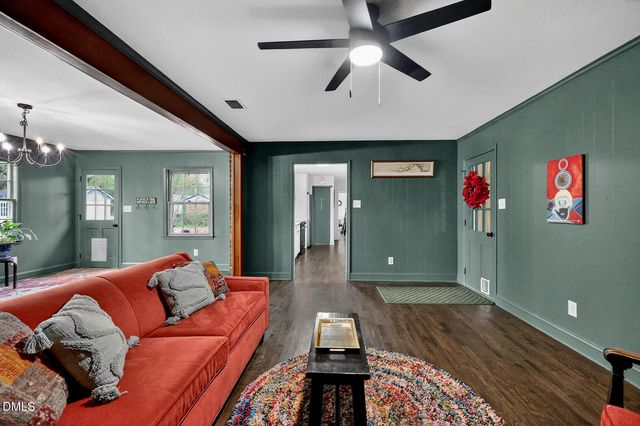 2509 Elderwood Lane, Burlington, NC 27215