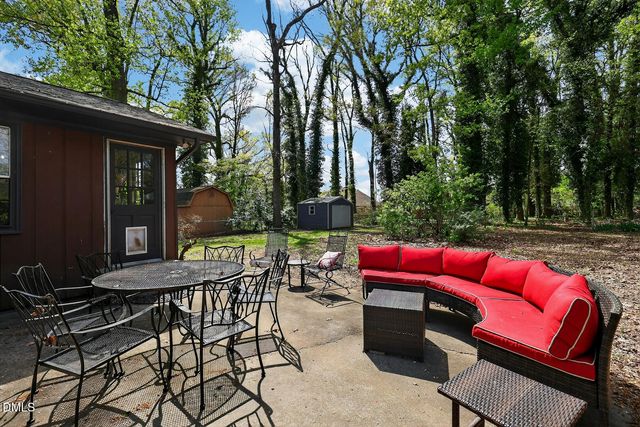 2509 Elderwood Lane, Burlington, NC 27215