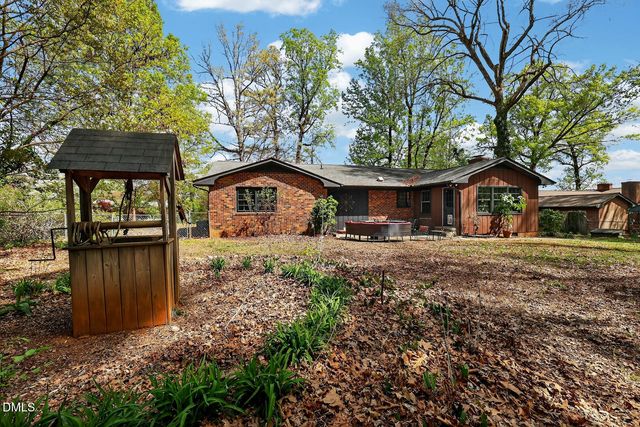 2509 Elderwood Lane, Burlington, NC 27215