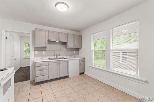 2946 Hilleman Avenue, St Louis, MO 63114