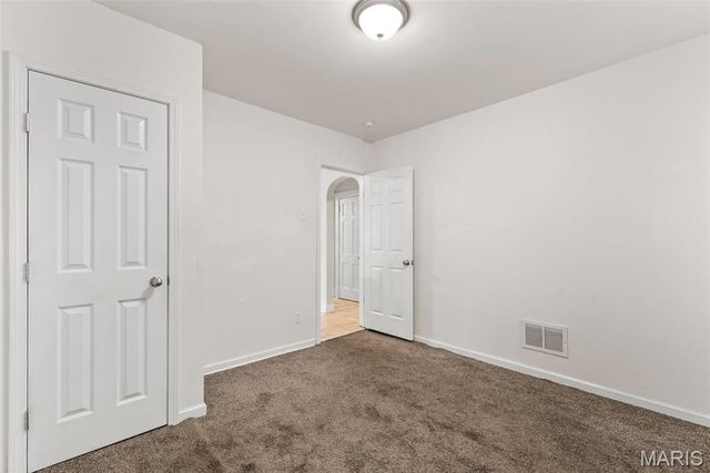 2946 Hilleman Avenue, St Louis, MO 63114
