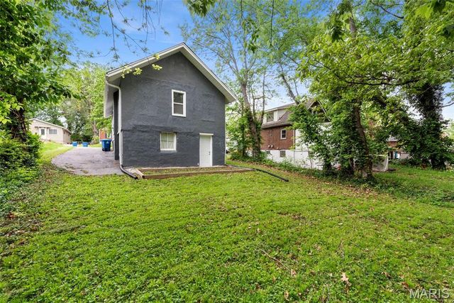 2946 Hilleman Avenue, St Louis, MO 63114