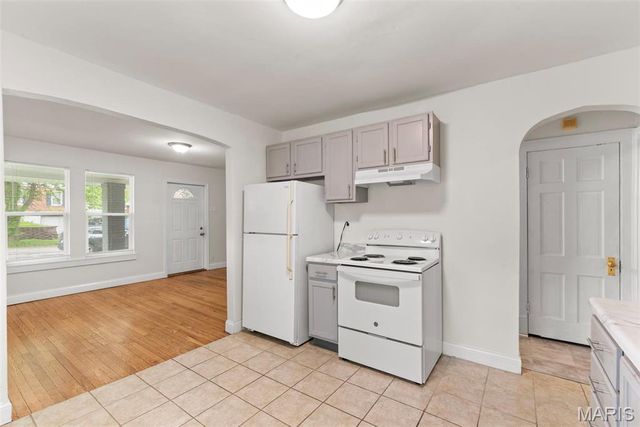 2946 Hilleman Avenue, St Louis, MO 63114
