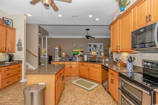 693 Donmovin Ct., Calabash, NC 28467