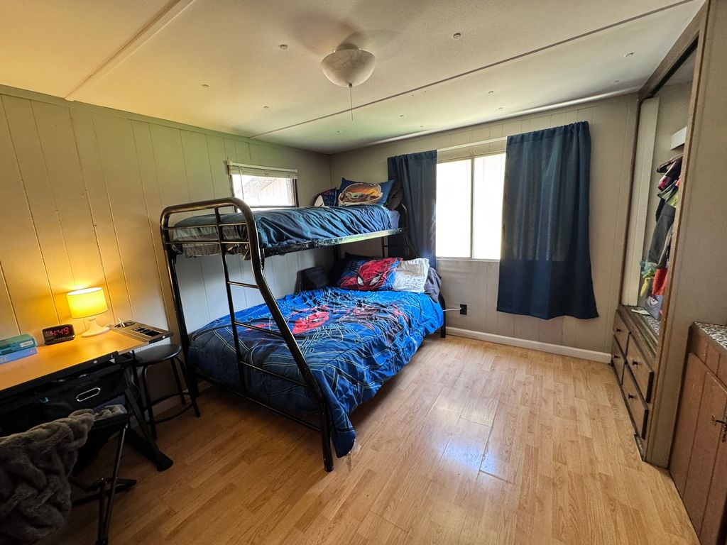 Image 32 of property listing at 203 W Poplar Street, Odin, IL 62870
