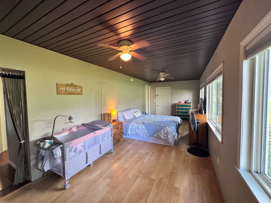 Image 37 of property listing at 203 W Poplar Street, Odin, IL 62870